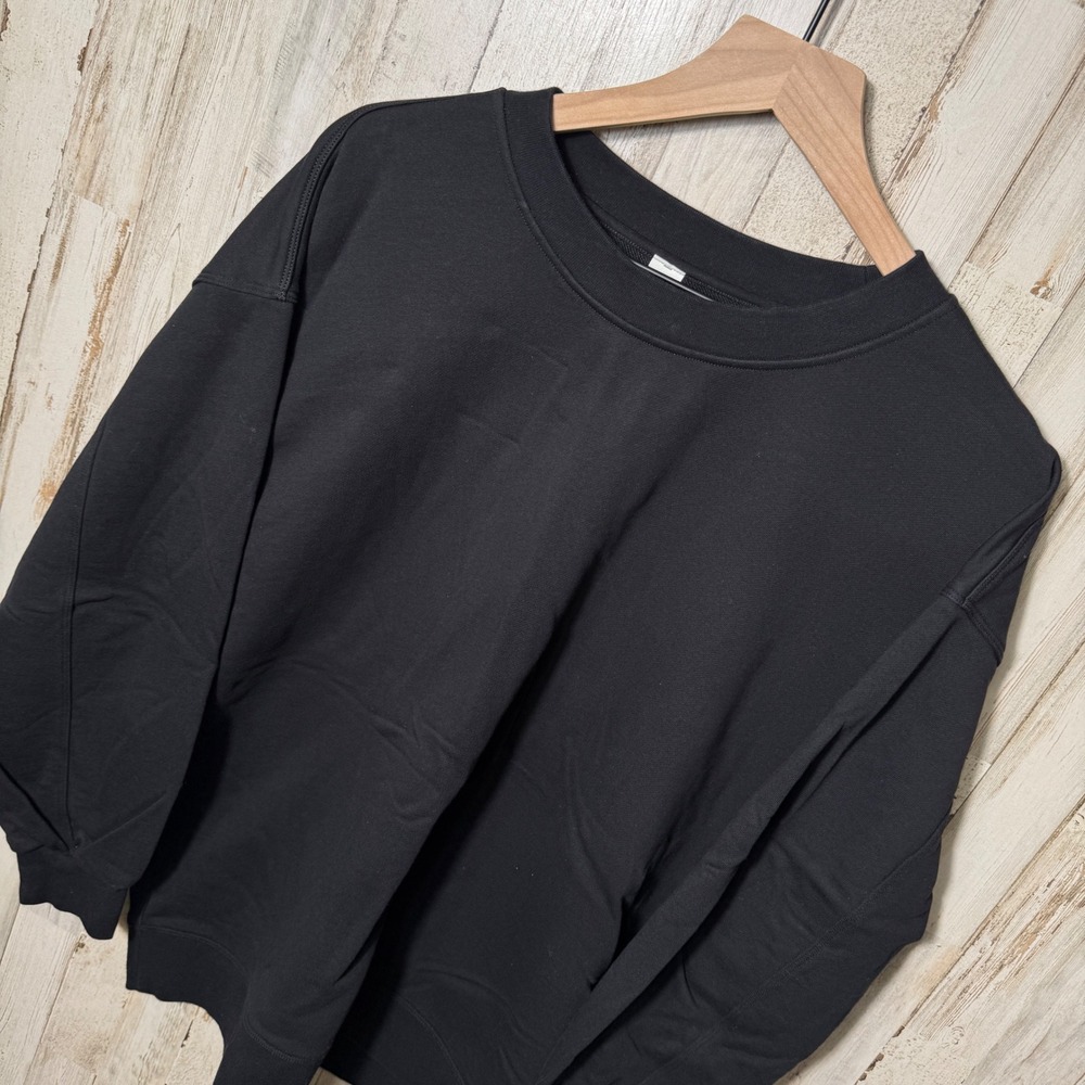 Lululemon Black Crewneck Sweatshirt Womens Size 6